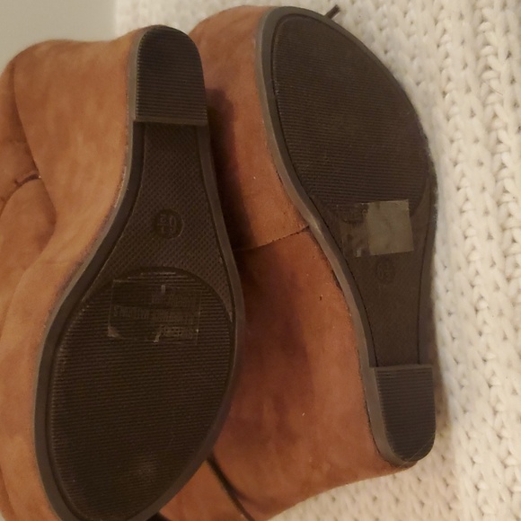 Faux Suede Wedge Booties - Picture 3 of 3